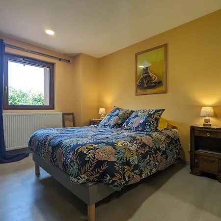 Climatisee Avec Salle D'eau Privative Et Acces Jardin 3*